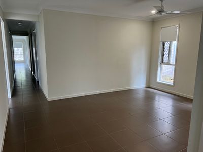 50 Grahams Road, Strathpine