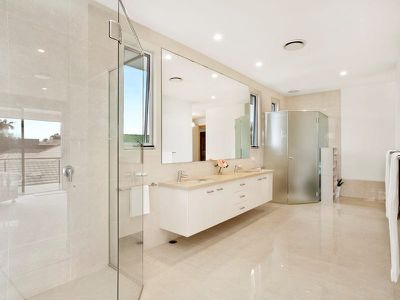 28 Masthead Quay, Noosa Waters