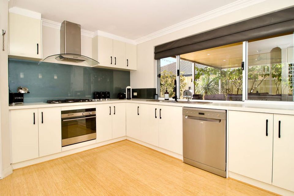 10 Waring Heights  , Baldivis