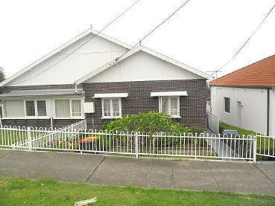 34 Segenhoe Street, Arncliffe