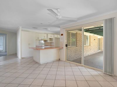 2 McKellar Court, Mount Pleasant