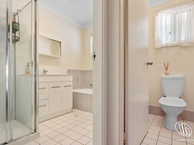 42 Mummaga Lake Drive, Dalmeny