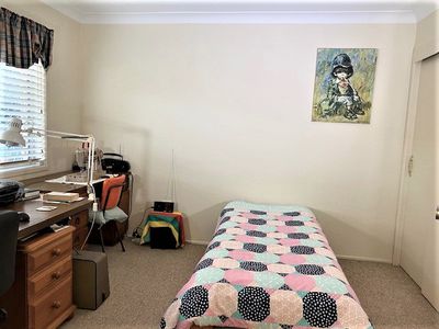 17 Woodlands Drive, Rochedale South