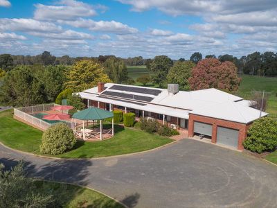 1879 Warby Range Road, Wangaratta