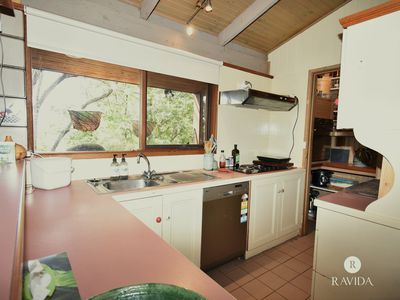 18 Priory Lane, Beechworth