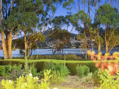 13 Esplanade Road, Cygnet