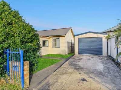 35 & 35A Addison Avenue, Lake Illawarra