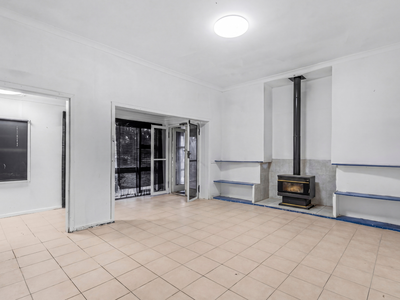 80 Poad Street, Champion Lakes