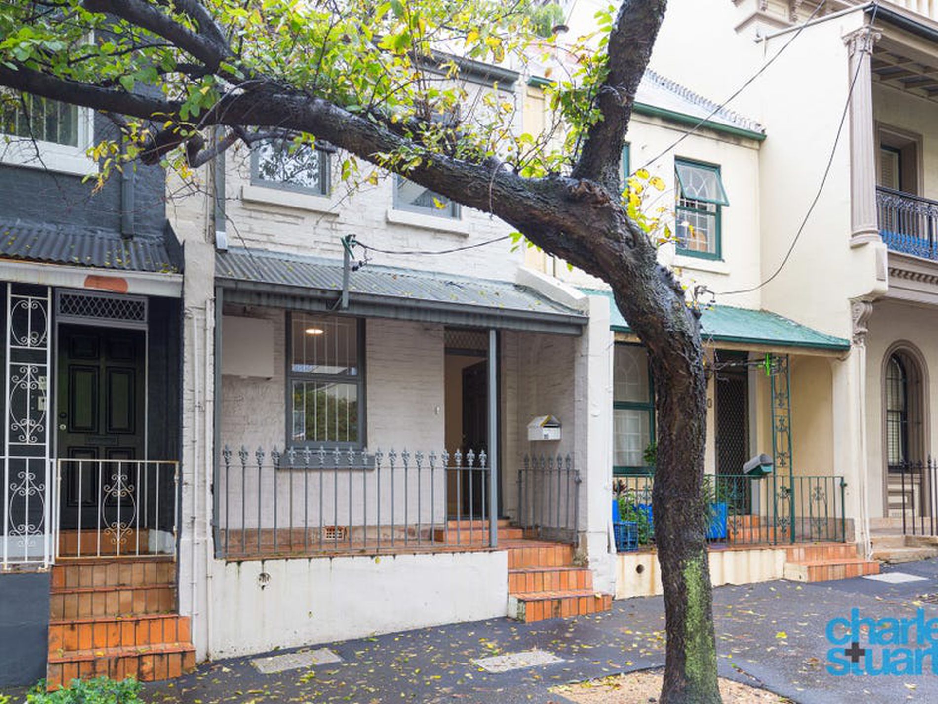 98 Crown Street, Woolloomooloo