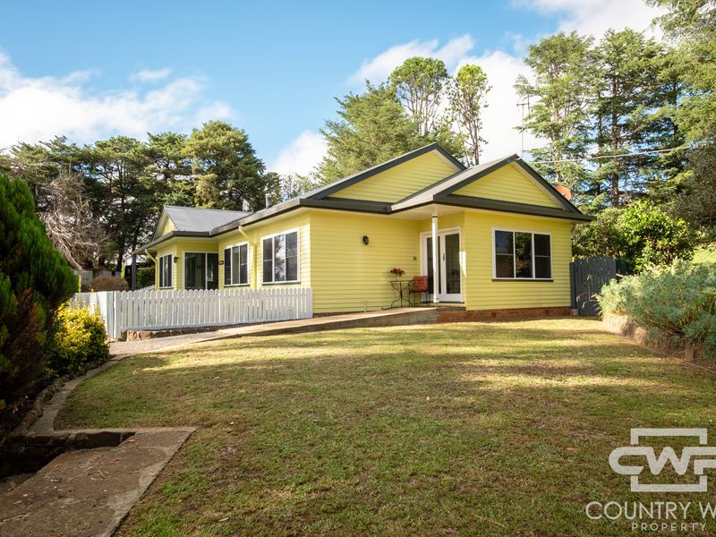 169 Macquarie, Glen Innes