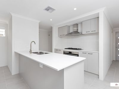 18 Lindquist Vista, Eglinton