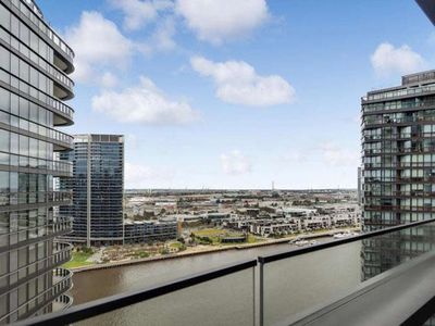 2604n / 883 Collins Street, Docklands