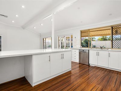 14 Keenan Way, Winthrop