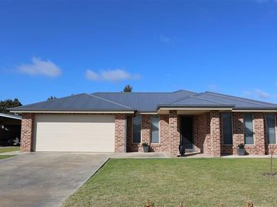 4 Yasmine Court, Forbes
