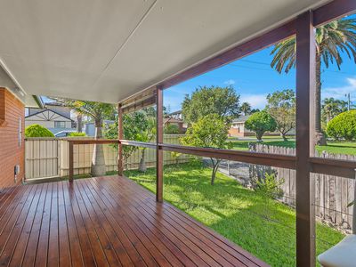 2 / 2 Exmouth Road, Kanahooka