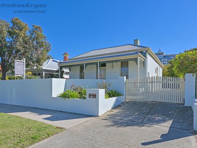 25 Lyall Street, South Perth