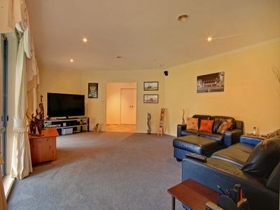 10 Leah Close, Rye
