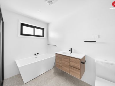 38 Old Glenfield Road, Casula