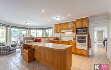 14 Settlers Hill Place, Narre Warren North