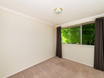 9 Tebbutt Place, Charnwood
