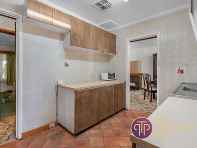 50 Howes Crescent, Dianella