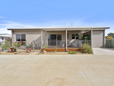 17 Lorikeet Drive, Tocumwal