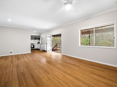 18 SIMMONS Drive, Ulladulla