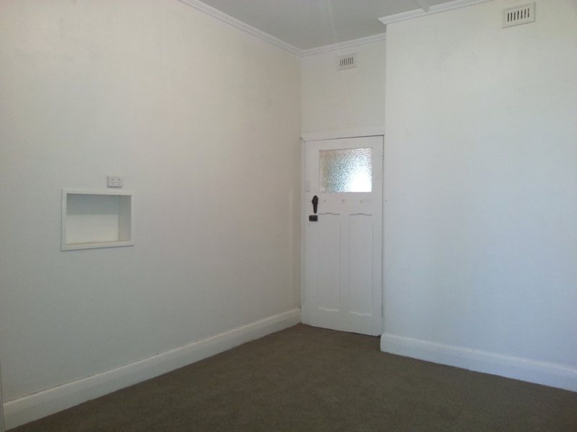 28 Orchard Avenue, Everard Park