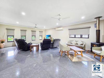 25 Lavender Crescent, Atherton