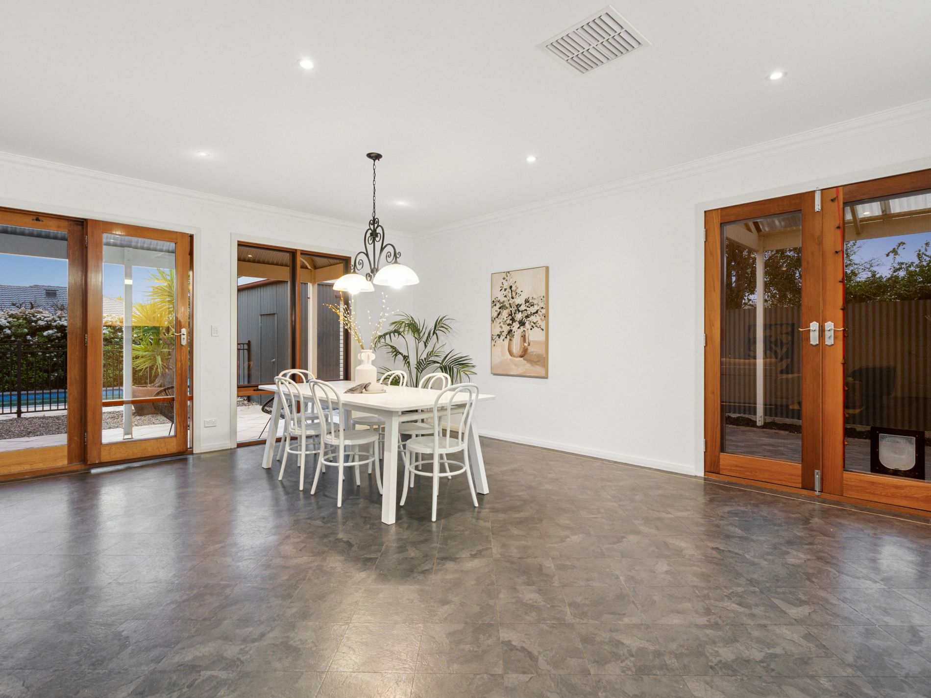 49 Stuart Road, South Plympton