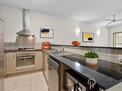 228 / 12 Gregory Street, Westcourt