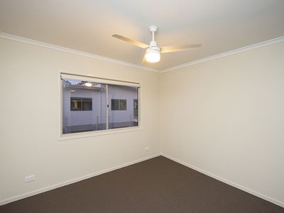 24 / 1 Collins Lane, Kin Kora