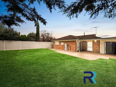 12 Campaspe Crescent, Brookfield