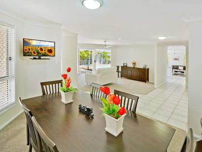 10 Satinwood Place, Mountain Creek