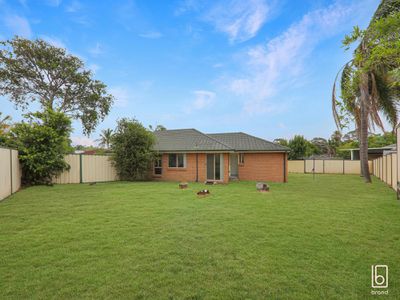4 Corey Place, Lake Haven
