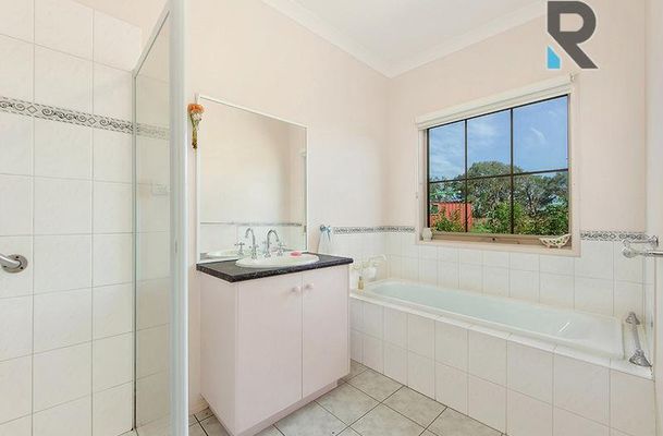 25 Forest Red Gum Drive, Mickleham