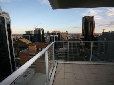 1810 / 77-81 Berry Street, North Sydney