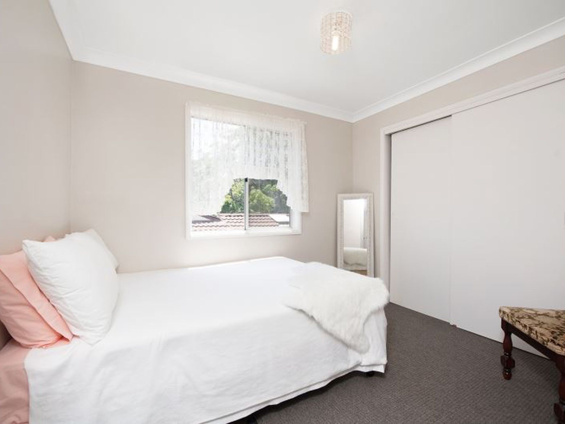 27 Commonwealth Avenue, Burrill Lake