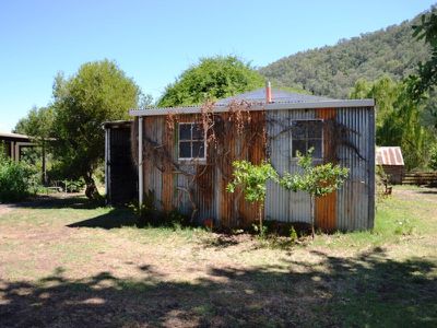 903 Mullagong Road , Tawonga