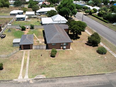 15 MACKENZIE STREET, Merriwa