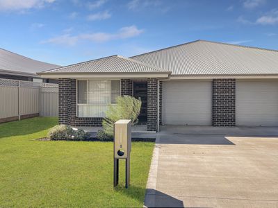 8 Tolmer Terrace, Dubbo