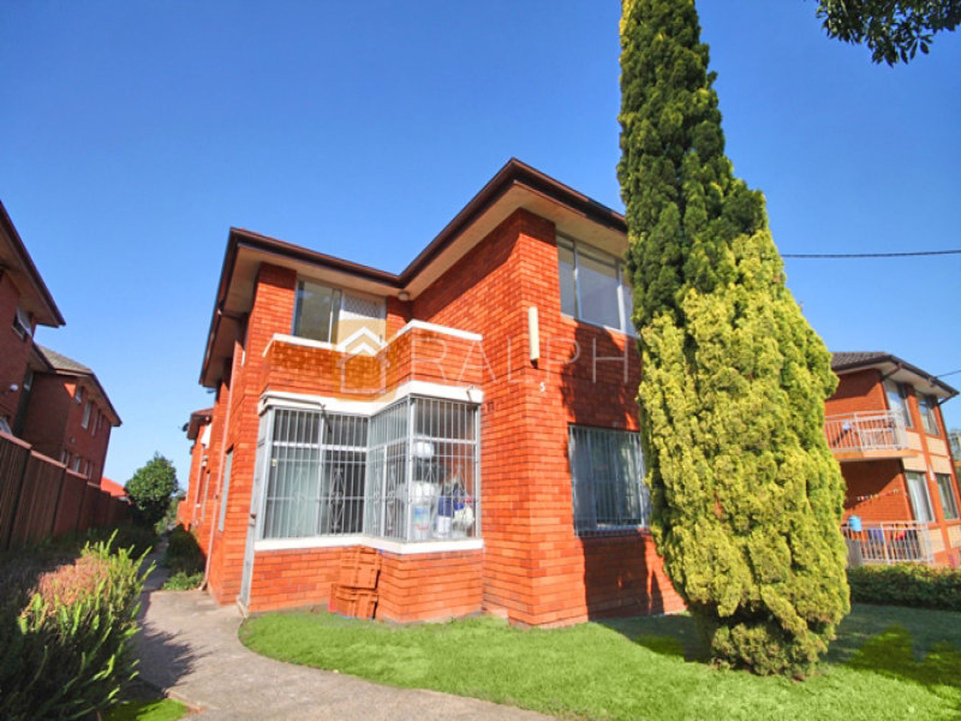 3 / 5 Fairmount Street, Lakemba