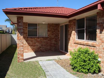 1 / 20 Amanda Crescent, Forster