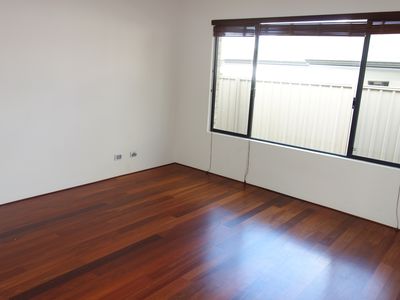 357A The Strand, Dianella