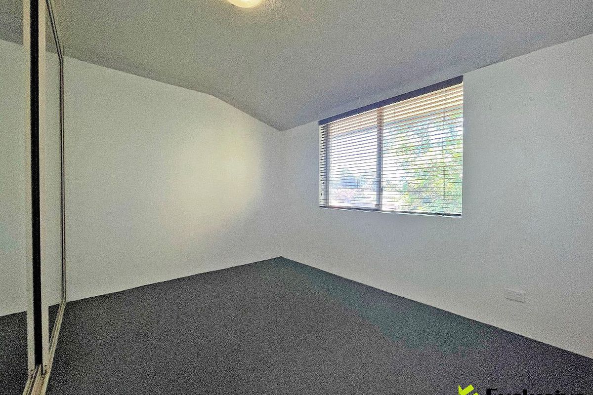 27 / 2 Evelyn Avenue, Concord