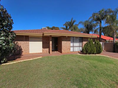 22 Boomerang Crescent, Kalgoorlie