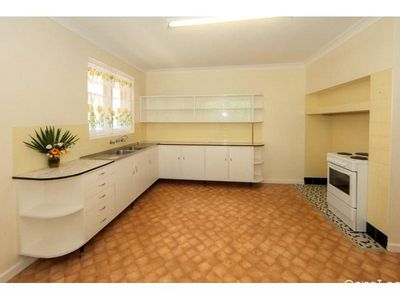 33 Bradley Street, Yokine