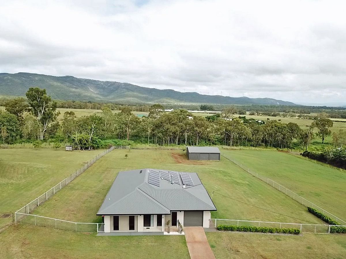 21 Moffat Drive, Tolga