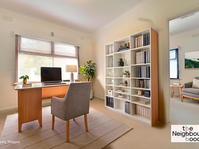 1 / 32 Doynton Parade, Mount Waverley