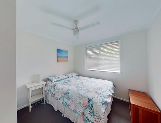 Fully Furnished 3 Bedroom Home with Tropical Pool image 9